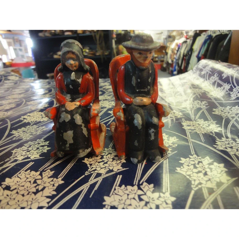 vintage salt & pepper shaker cast iron man woman rocking chairs 4 pieces